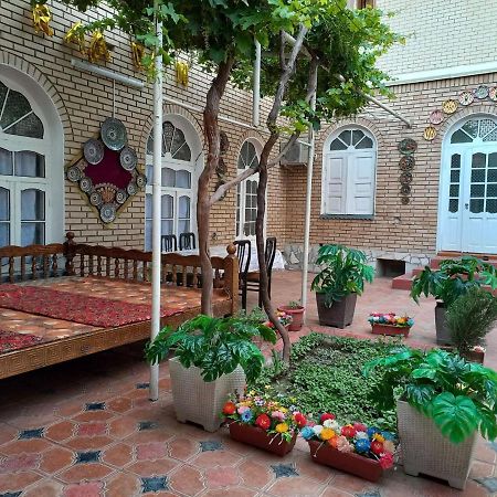 Parivash Guest House Бухара Екстериор снимка